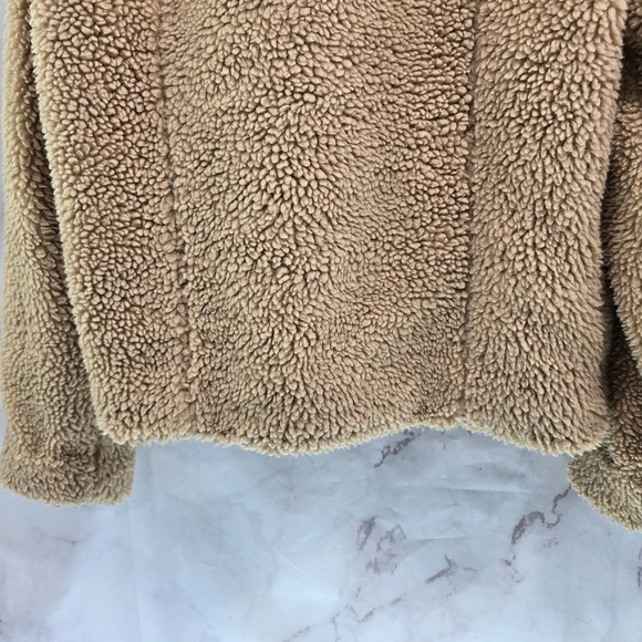 Levis Coat Womens Small Tan Beige Teddy Sherpa Fuzzy Mock Neck Assymetric - Picture 8 of 13